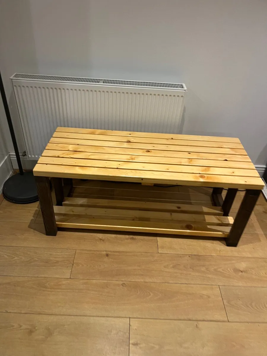 Wooden bench - Image 2