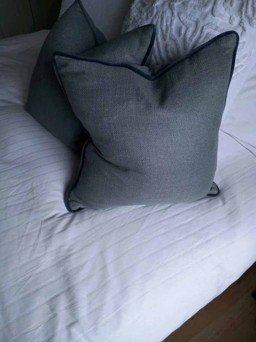 X3 Ventura Cushions - Image 1