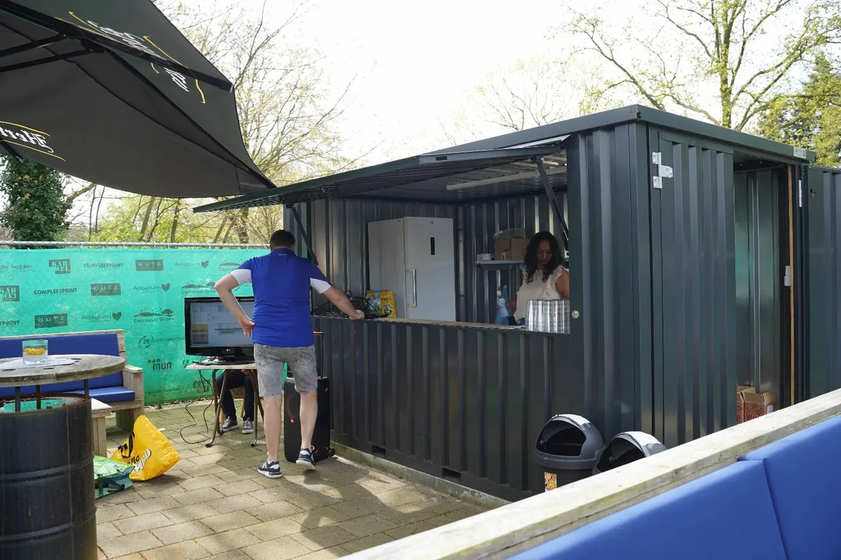 Custom Bar Pub Container 4x2 XL meters - Image 3