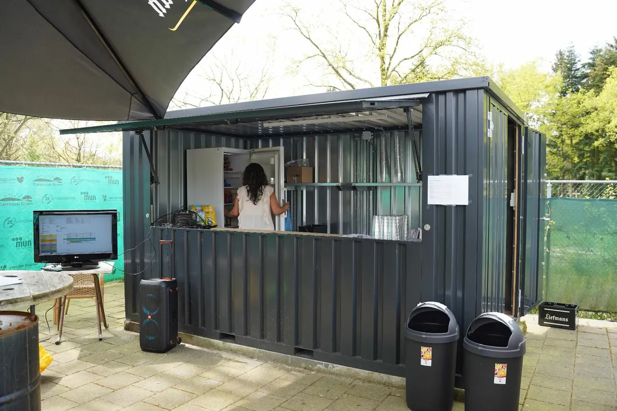 Custom Bar Pub Container 4x2 XL meters - Image 4