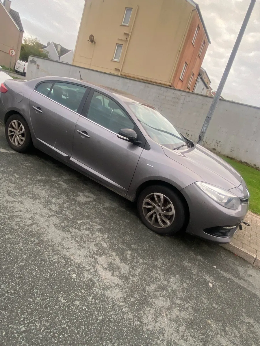 2015 Renolut 1.5 Disel tax & tested - Image 2