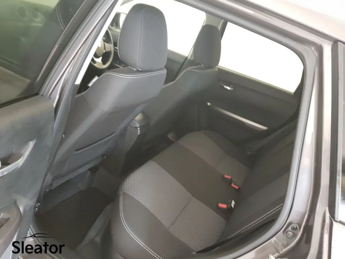 Suzuki Vitara 1.4 B/jet Hybrid Motion 5DR - Image 4