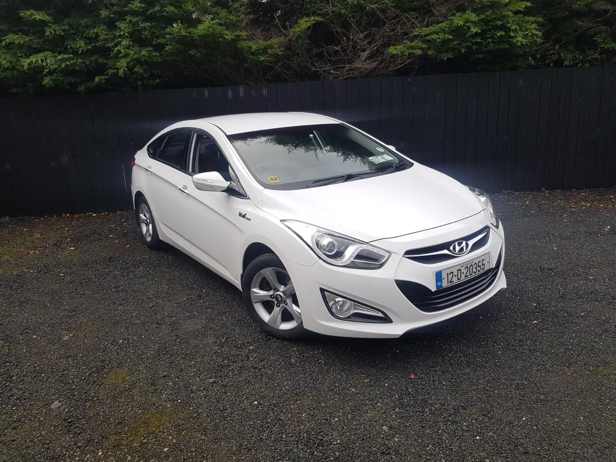 HYUNDAI I40... VERY LOW KMS...NCT TODAY - Image 2