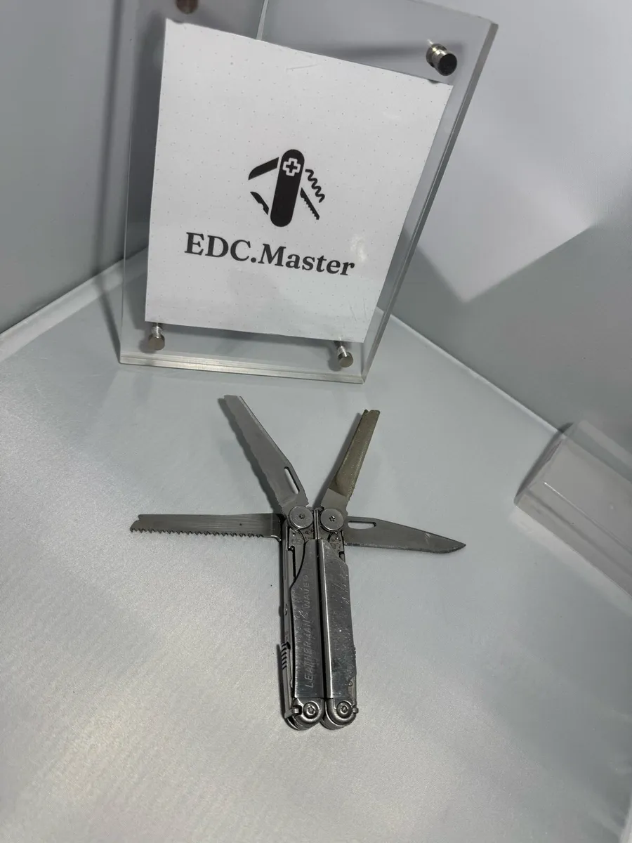 Leatherman Wave Multitool Pliers Camping Fishing - Image 2