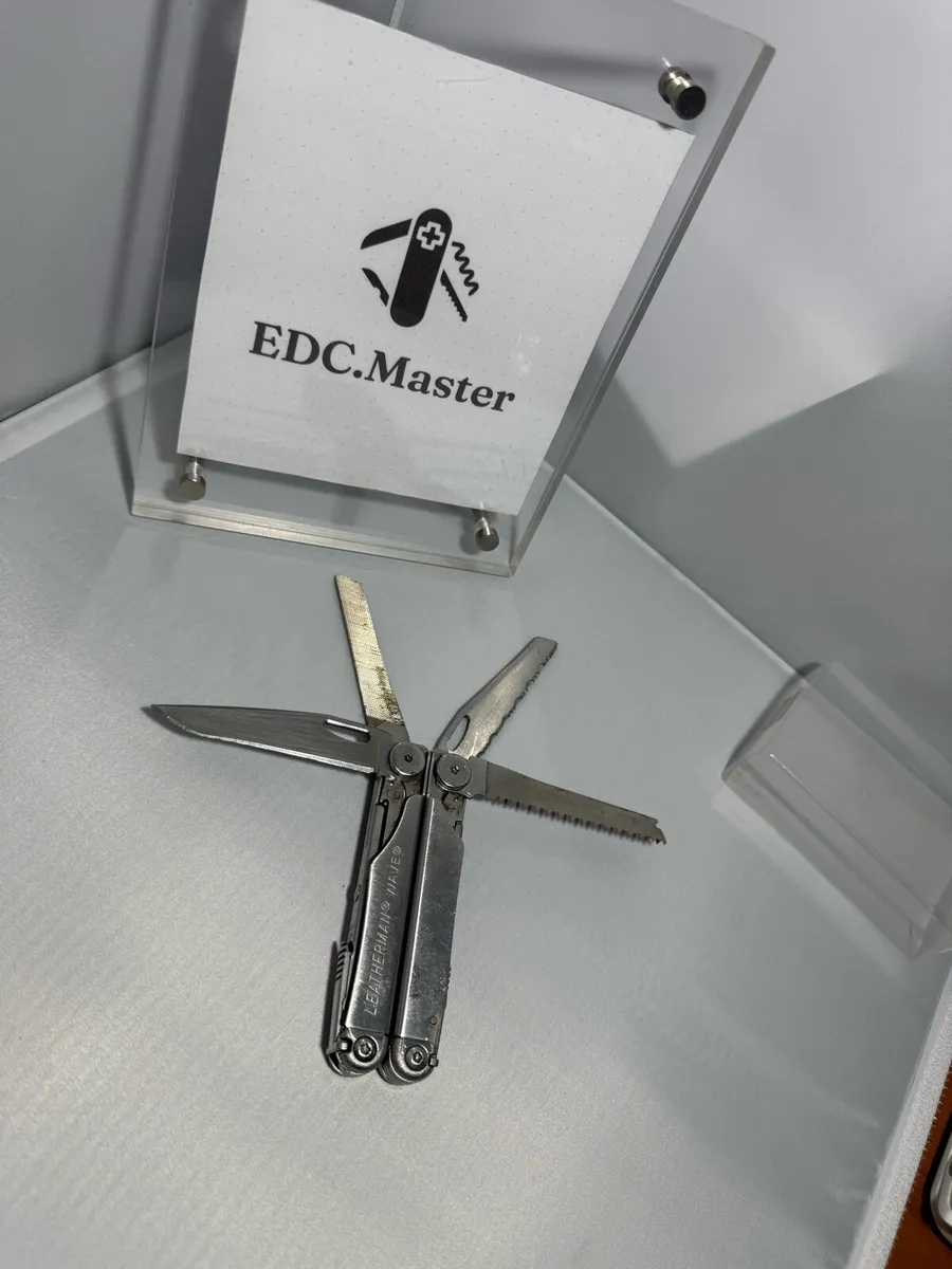 Leatherman Wave Multitool Pliers Camping Fishing - Image 3