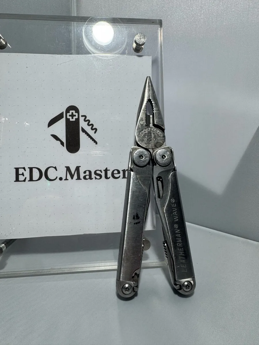 Leatherman Wave Multitool Pliers Camping Fishing - Image 4