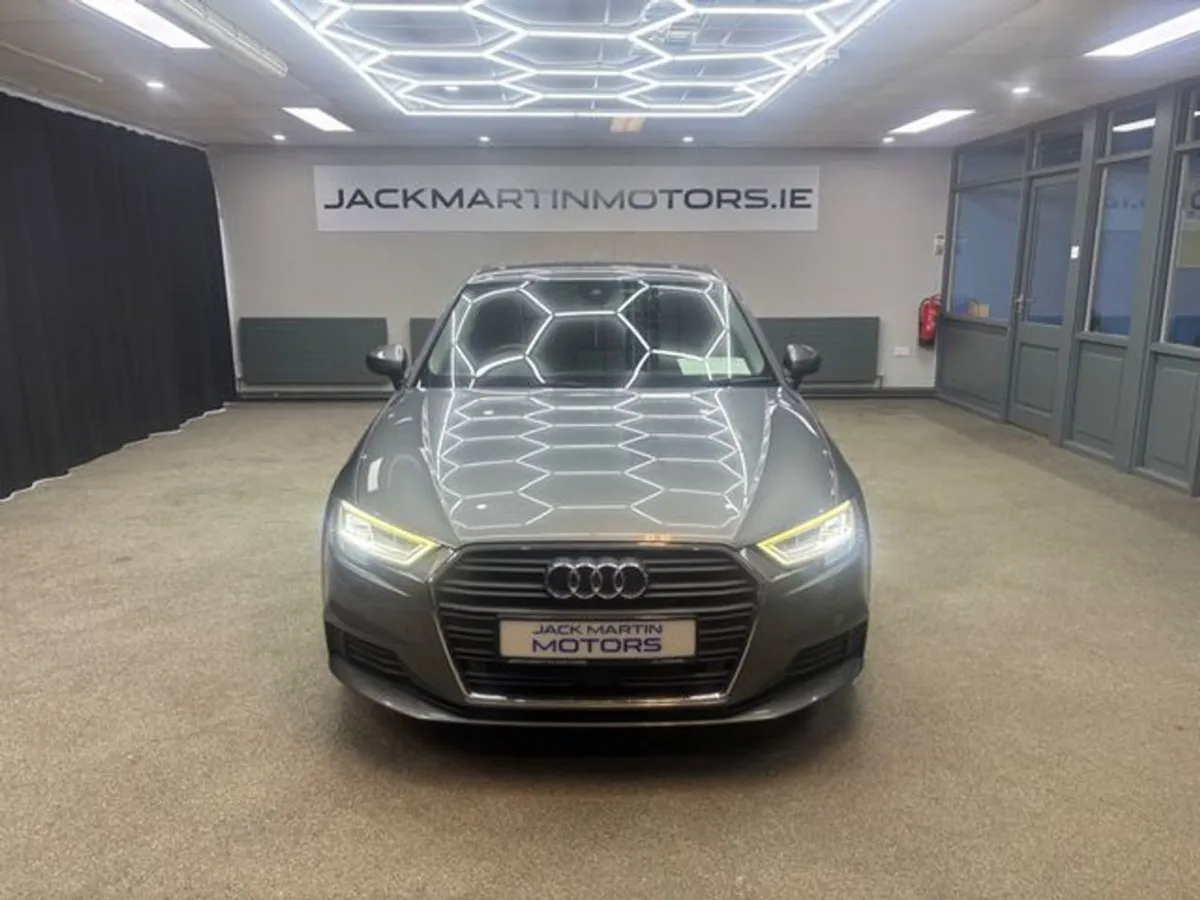 Audi A3 Sportback 1.4 Tfsi - Image 2