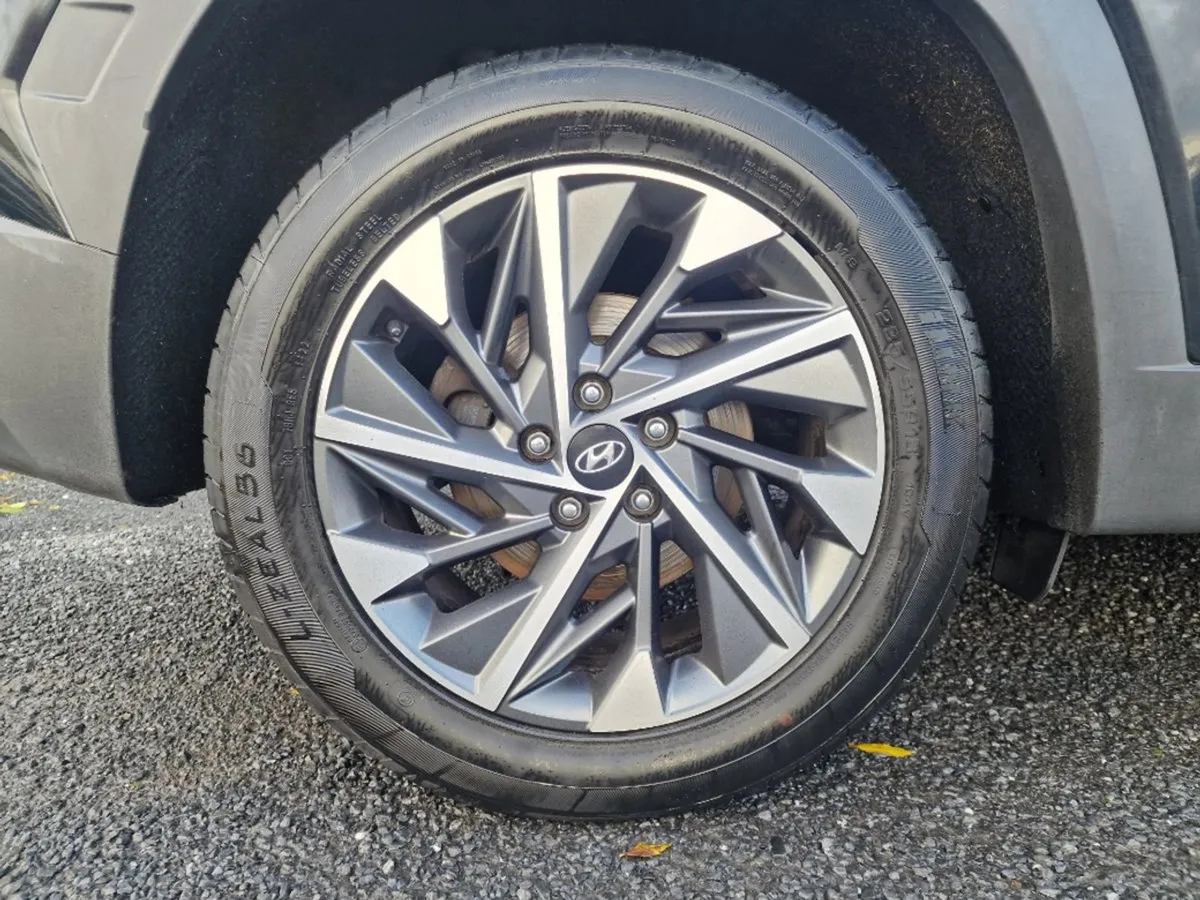 Hyundai Tucson Executive Plus Diesel 5DR - Image 4