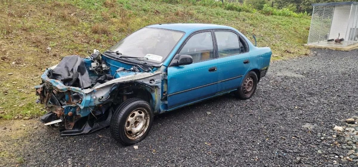 Toyota corolla xli parts / breaking - Image 1