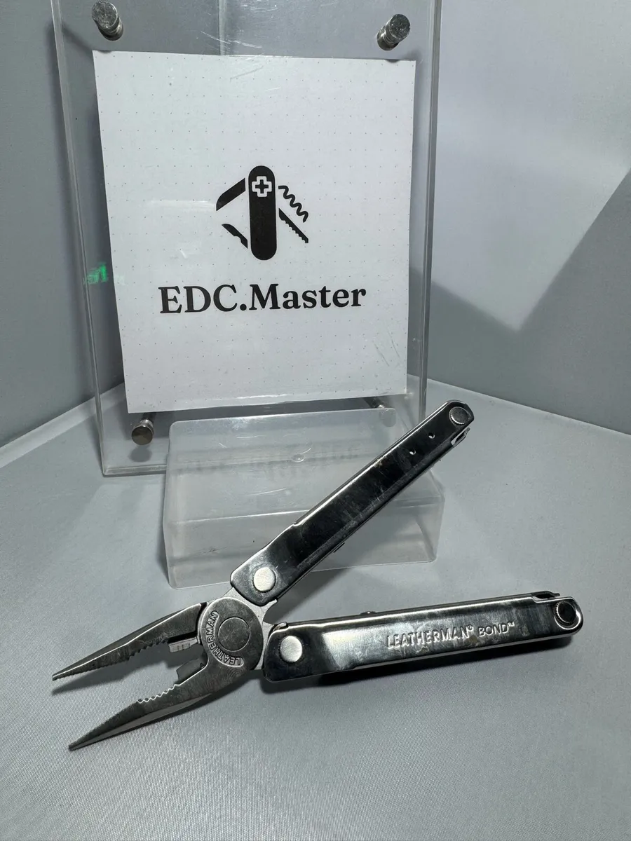Leatherman BOND Multitool Pliers Camping Fishing - Image 1
