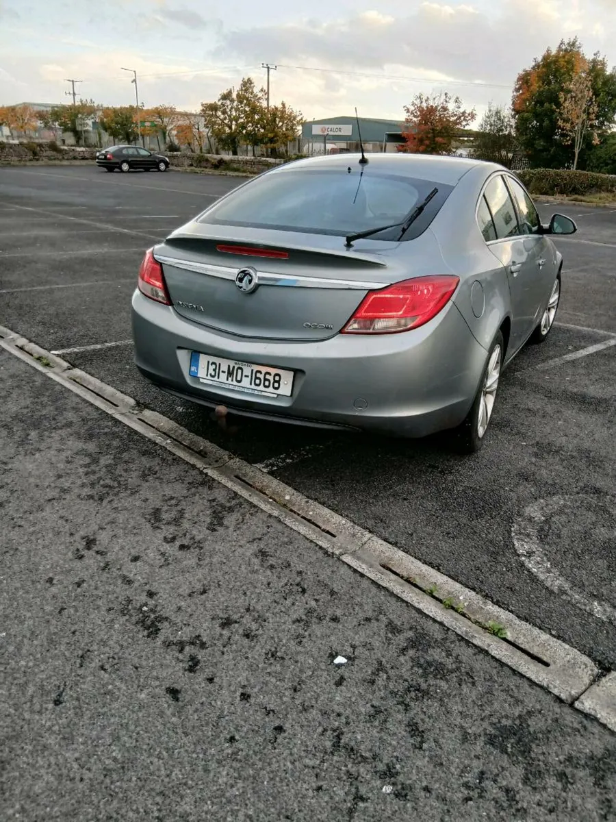 VAUXHALL INSIGNIA 2 LITRE Diesel NCT 6/26 TAX 3/26 - Image 4
