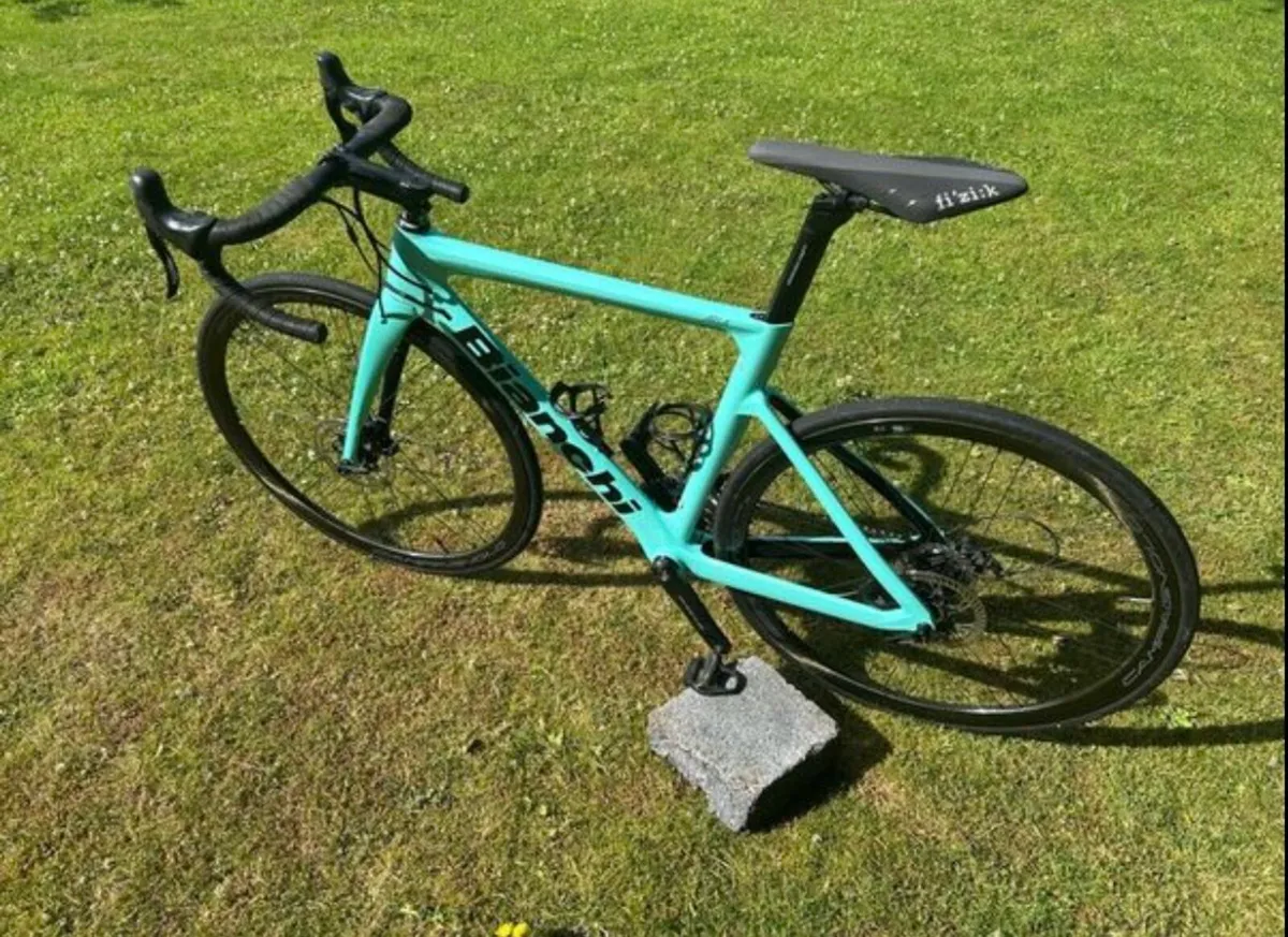 Bianchi Campagnolo Bike - Image 3