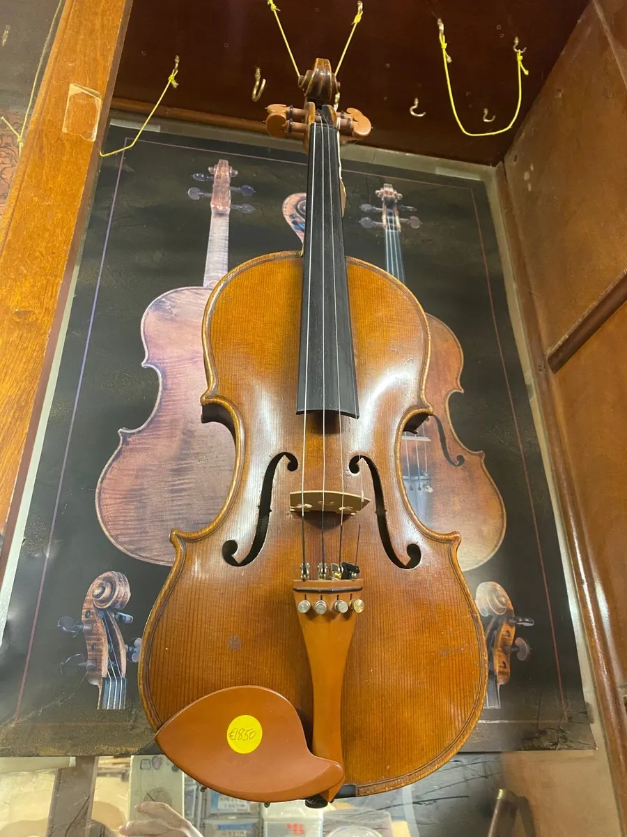 Fiddle - Image 1