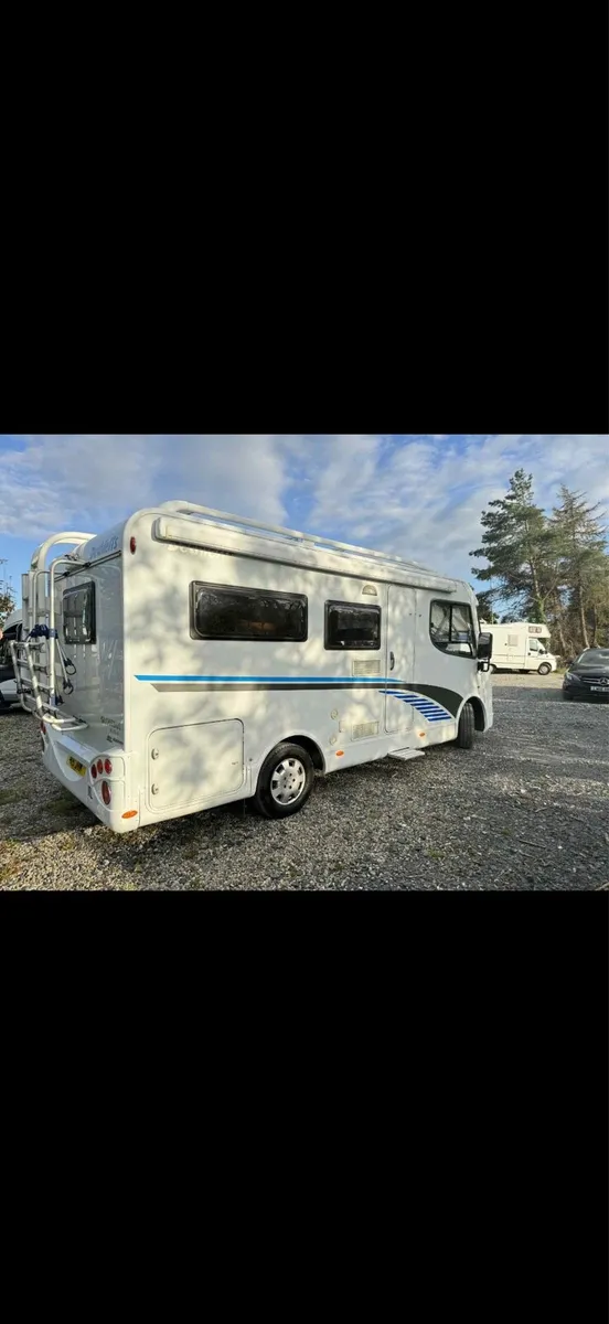 4 berth dethleffs globebus A classe - Image 3