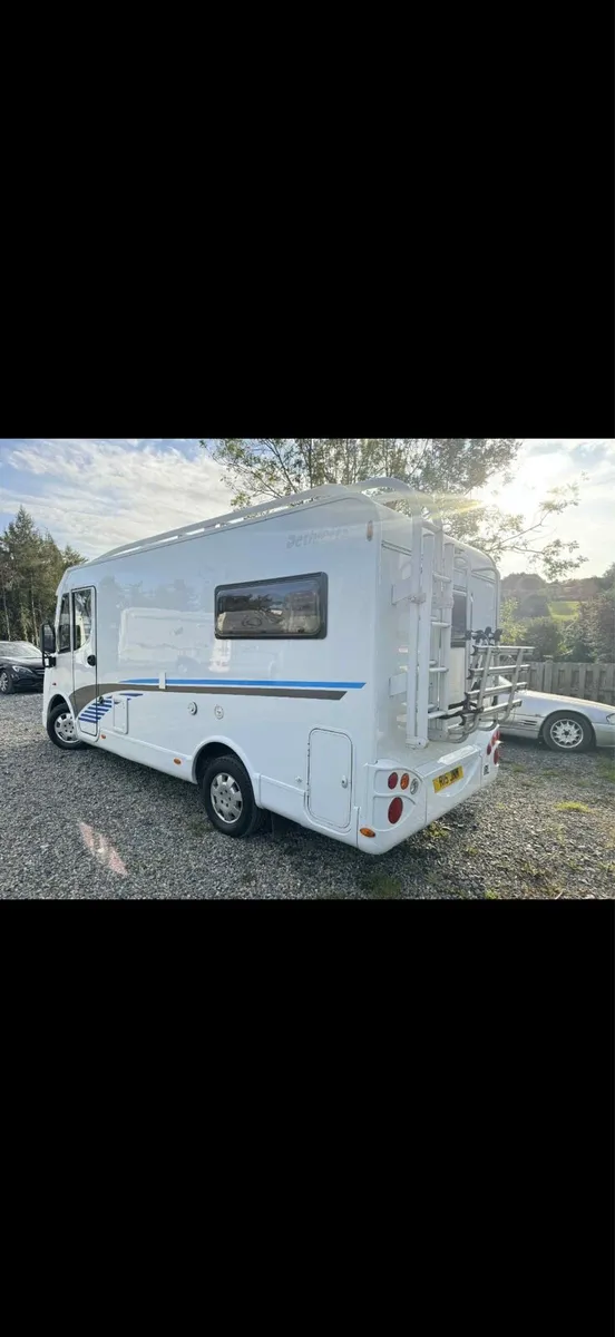 4 berth dethleffs globebus A classe - Image 4
