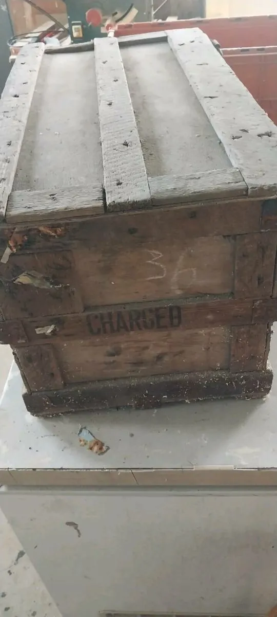 Storage  chest - Image 3