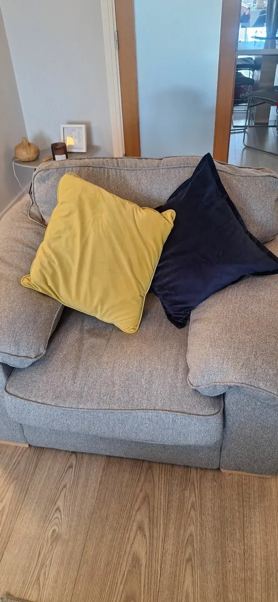 Sofa 3,2,1 Seater v.good condition - Image 2