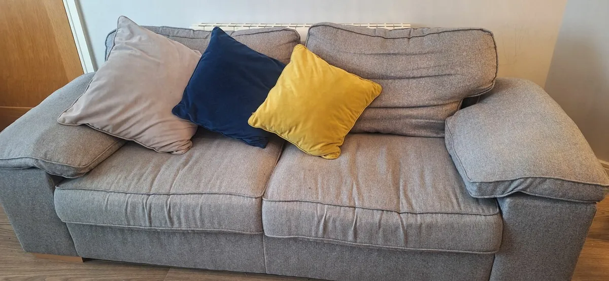Sofa 3,2,1 Seater v.good condition - Image 3