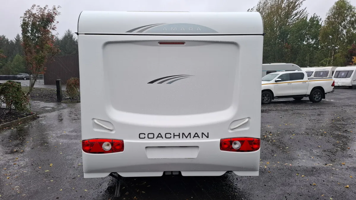 Coachman Amara Fixed Bed Caravan - Image 4