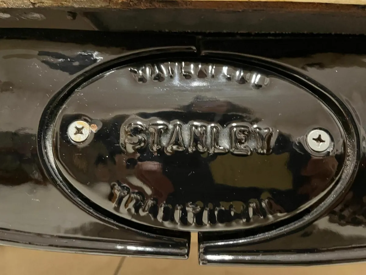 Stanley 8 Solid Fuel Range with Legs - Image 1
