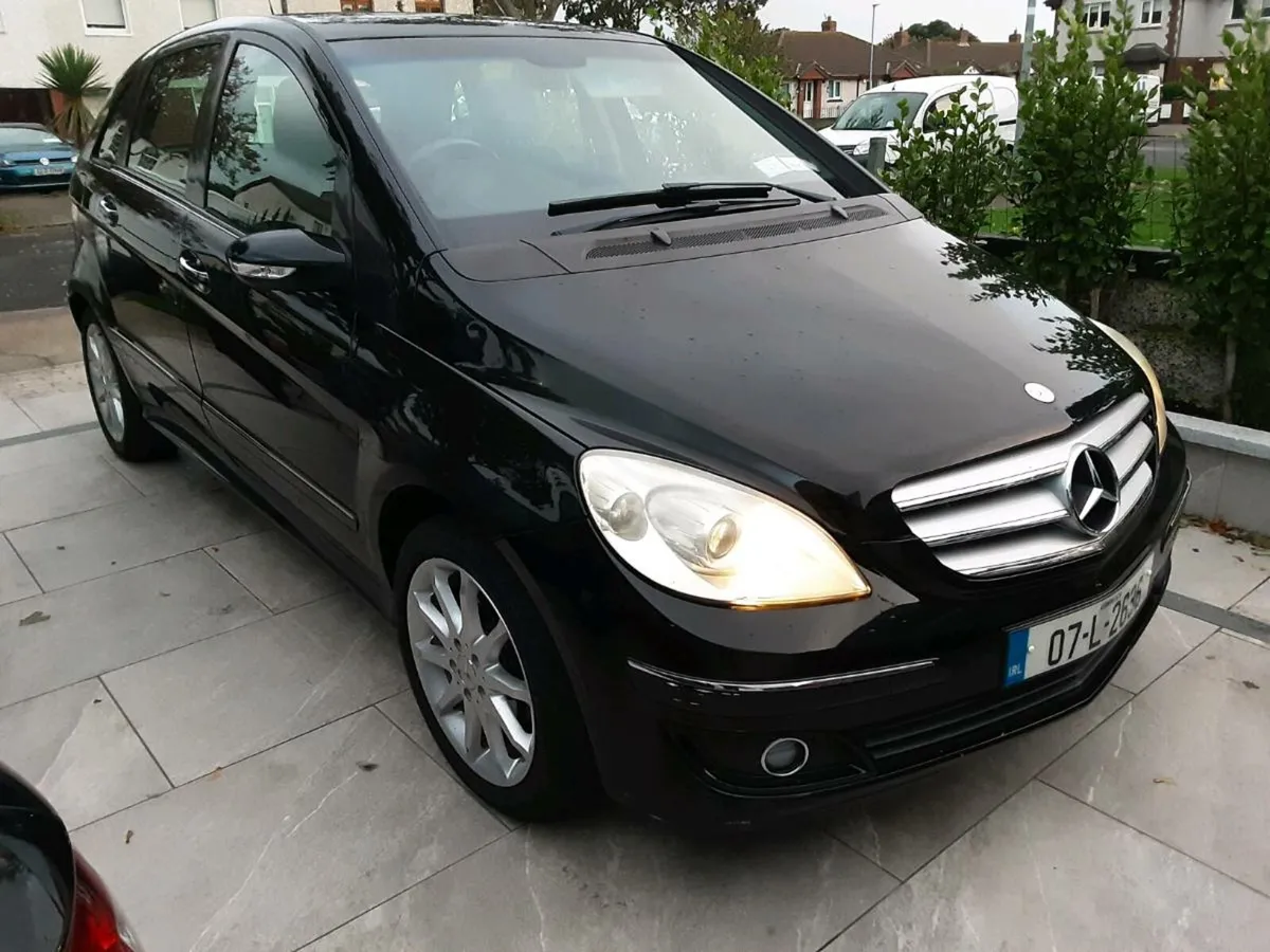 Mercedes bclass low mileage - Image 1