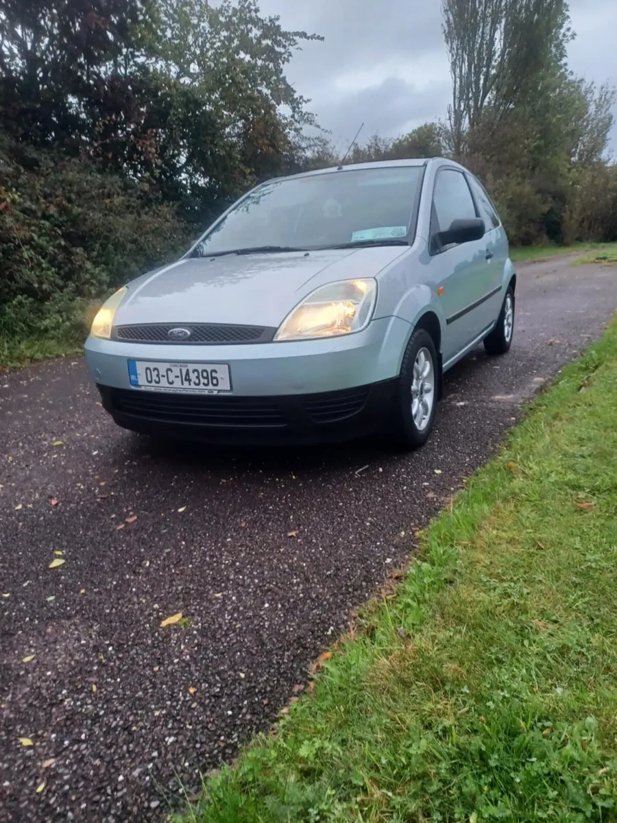 2003 Ford Fiesta - Image 2