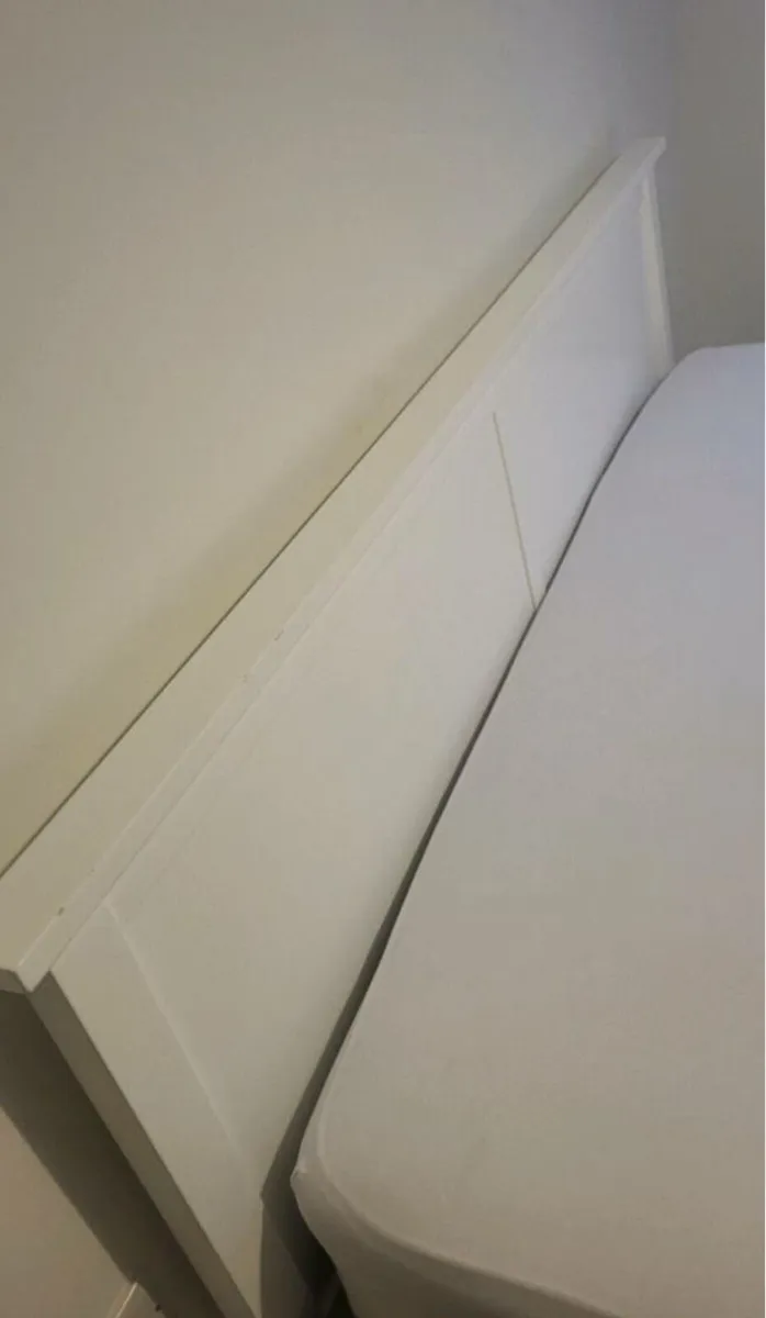 Magnificent SuperKing Size Wooden Bed Frame - Image 3