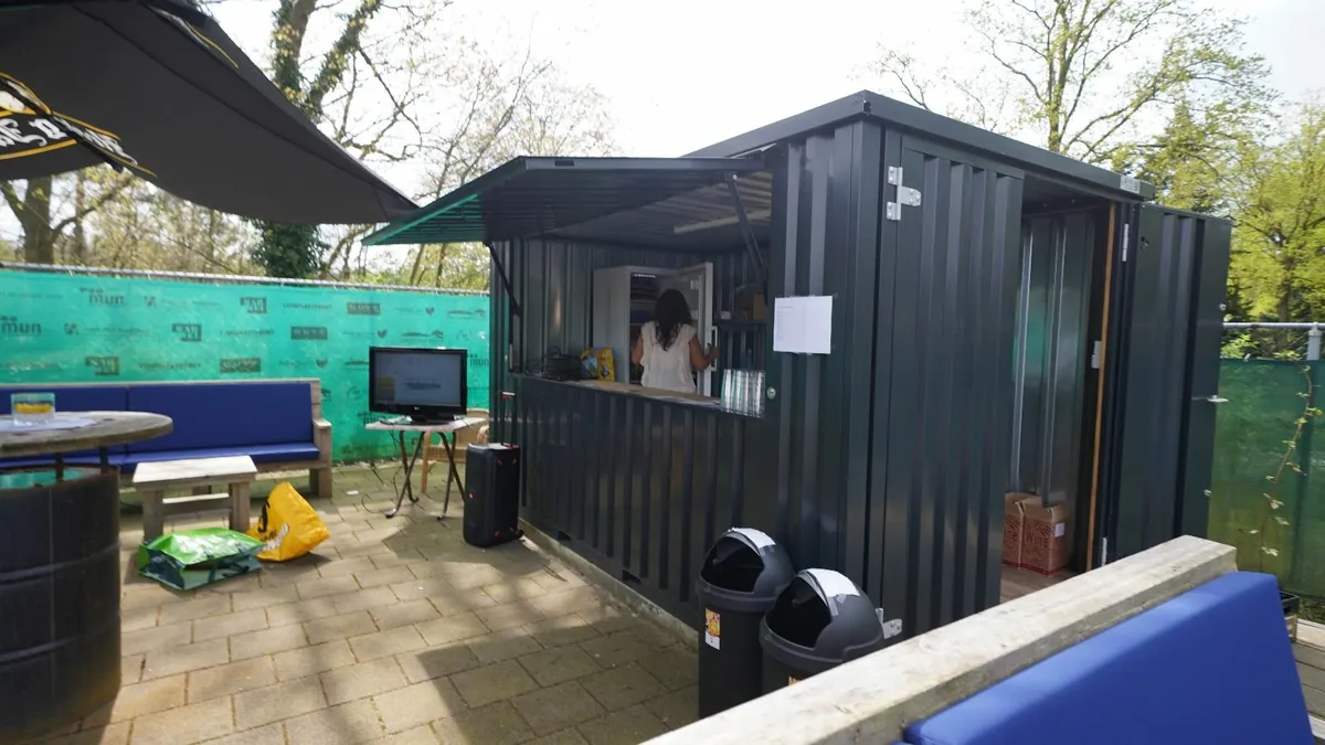 Personalized Container Bars 4x2 meters - Image 1