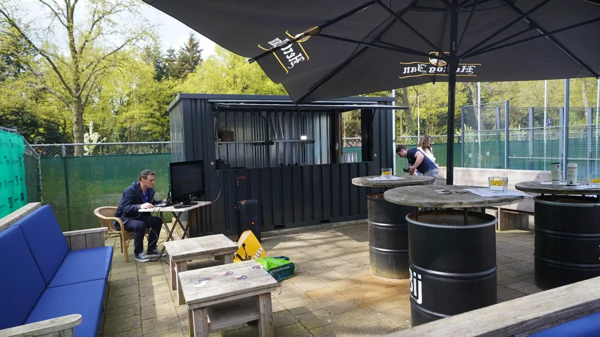 Personalized Container Bars 4x2 meters - Image 3