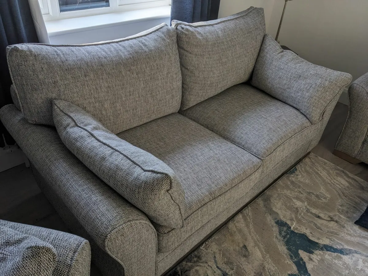3 piece suite - Image 3