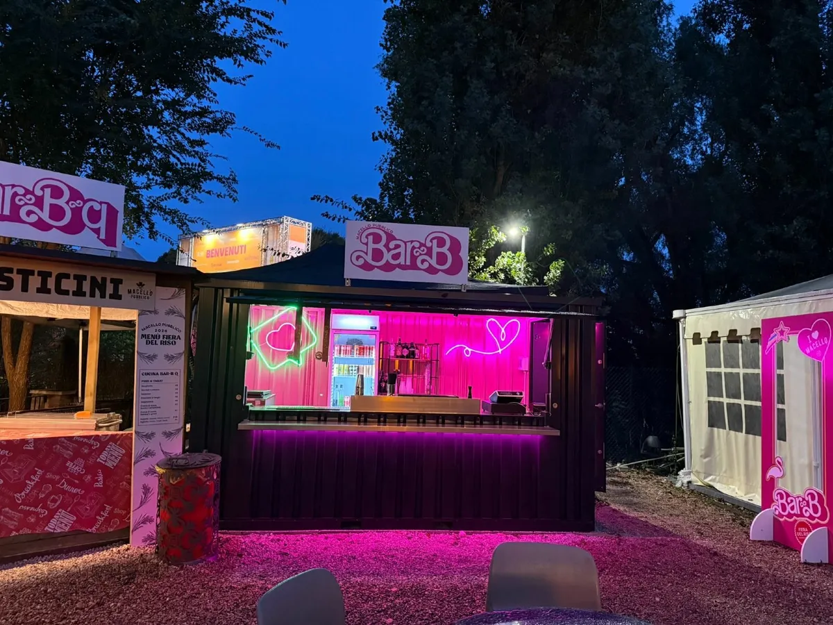 Portable Bar Container 4x2 meters - Image 3