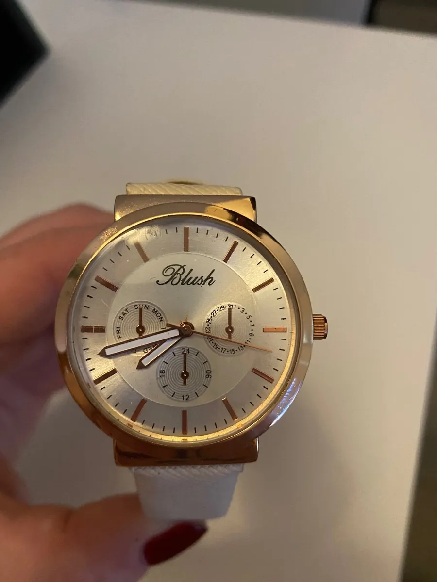 Womens Watch - Image 1