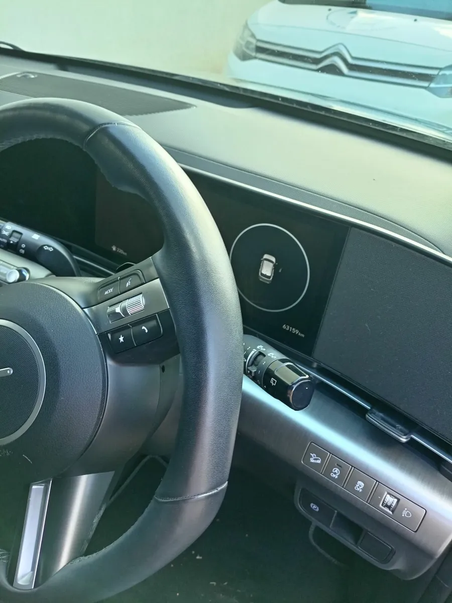 Hyundai KONA 2023 - Image 3