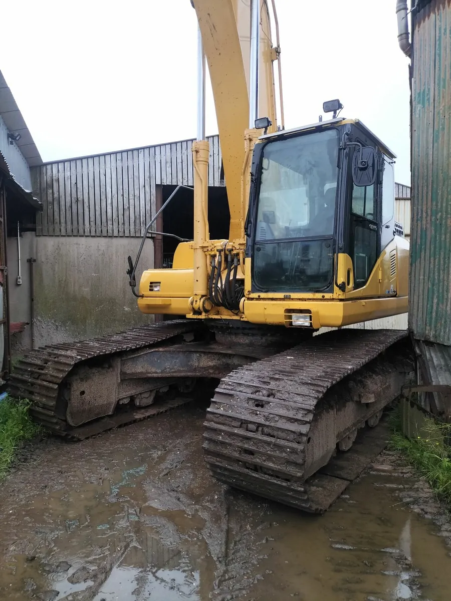 KOMATSU