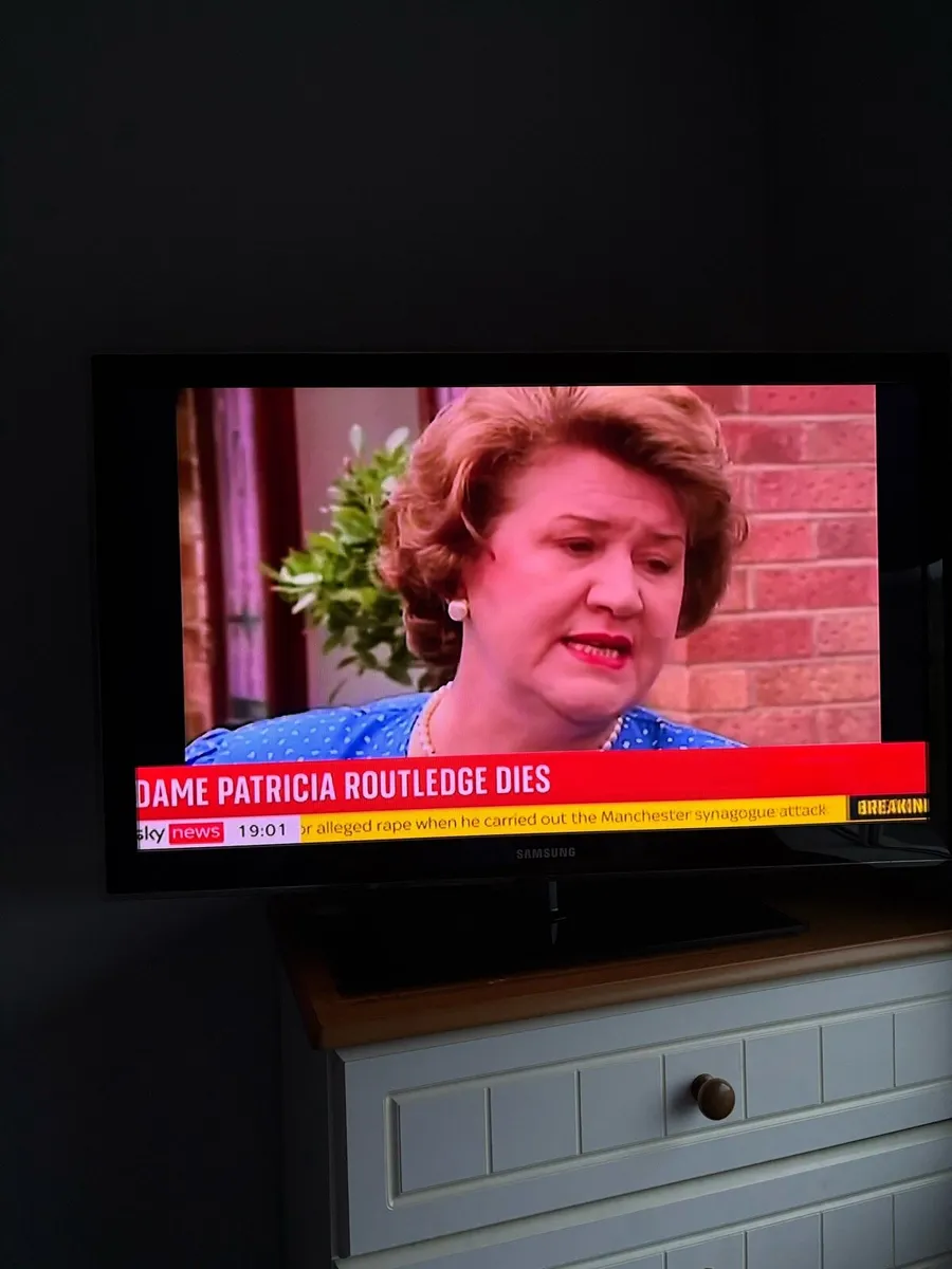 TV - Image 4