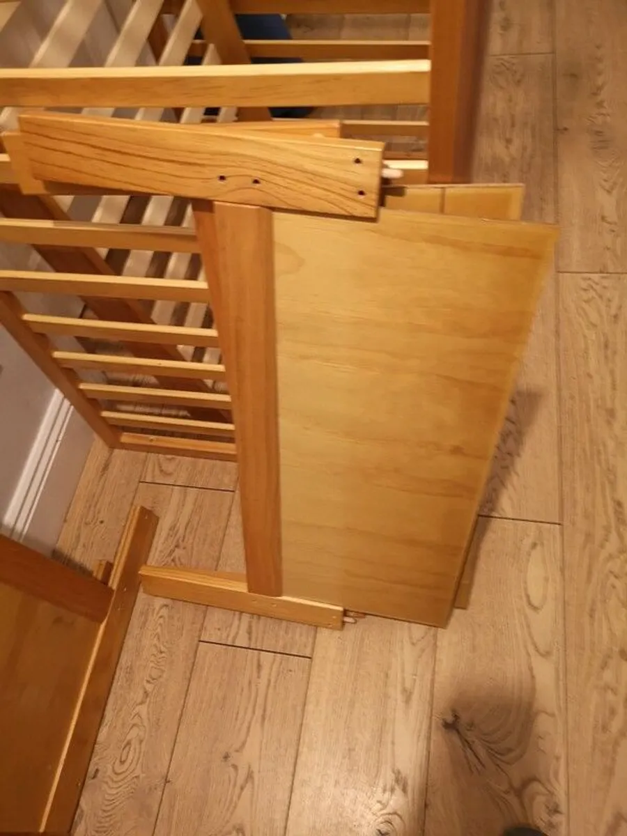 Cot bed - Image 4