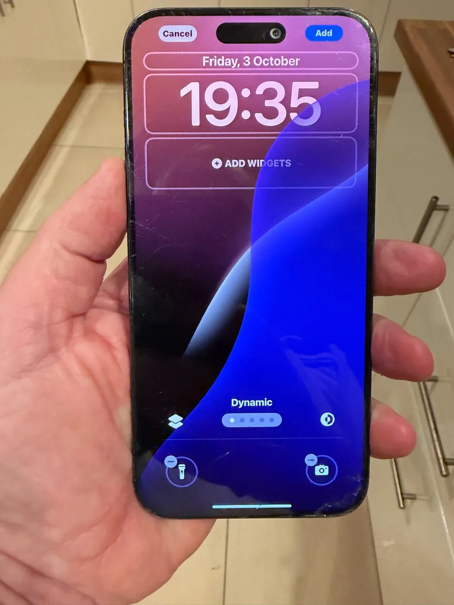 iPhone - Image 2