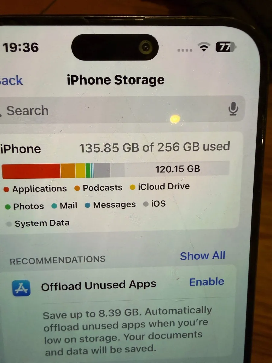 iPhone - Image 3