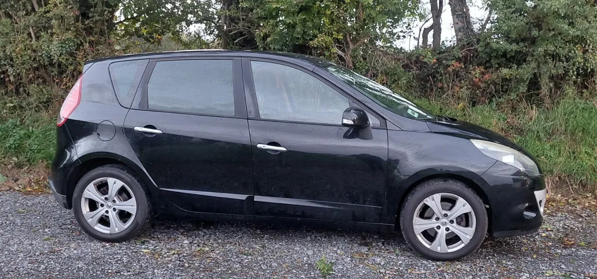 Renault Scenic 2012 - Image 1