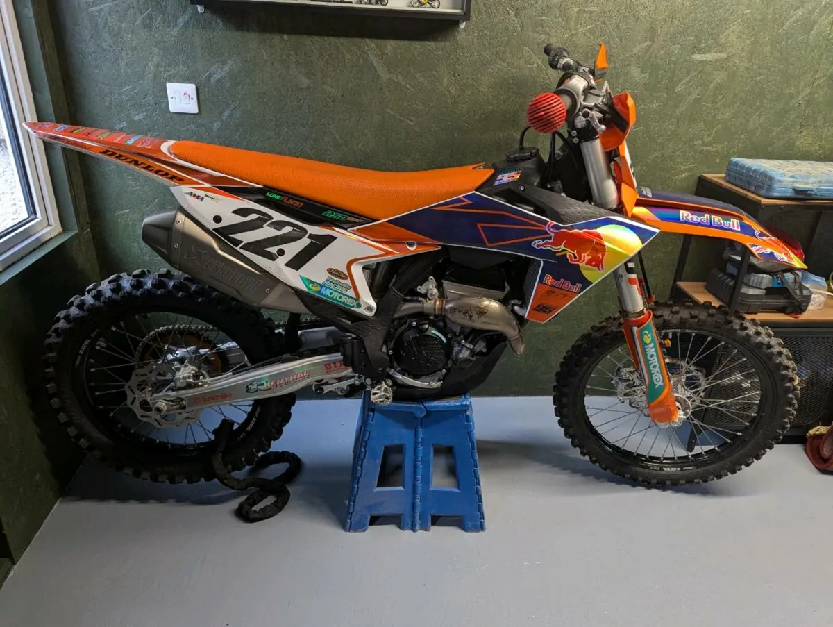 KTM 250 SX-F - Image 1
