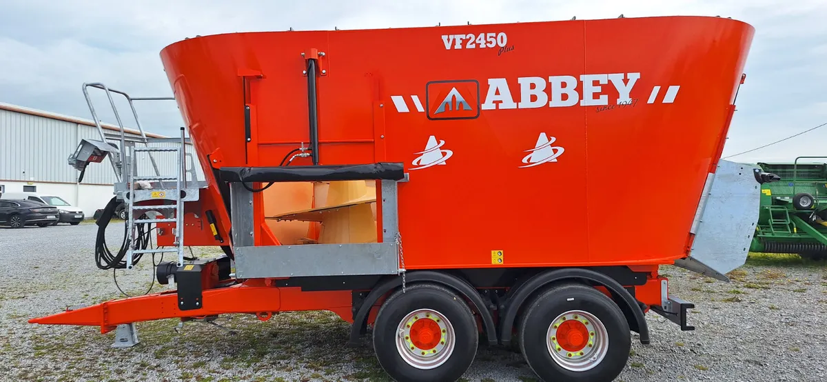 NEW ABBEY TUB DIET FEEDERS - Image 1