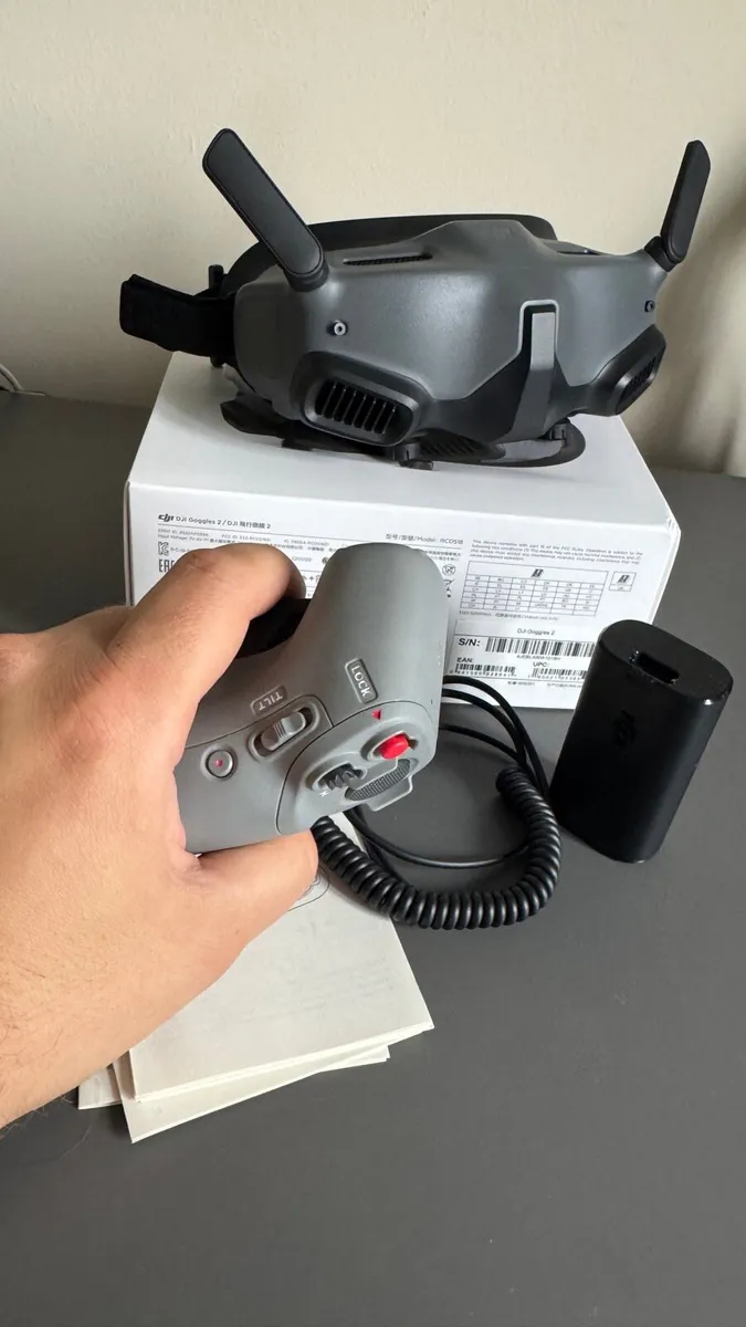 DJI Goggles 2 & Motion controller Full set - Image 2
