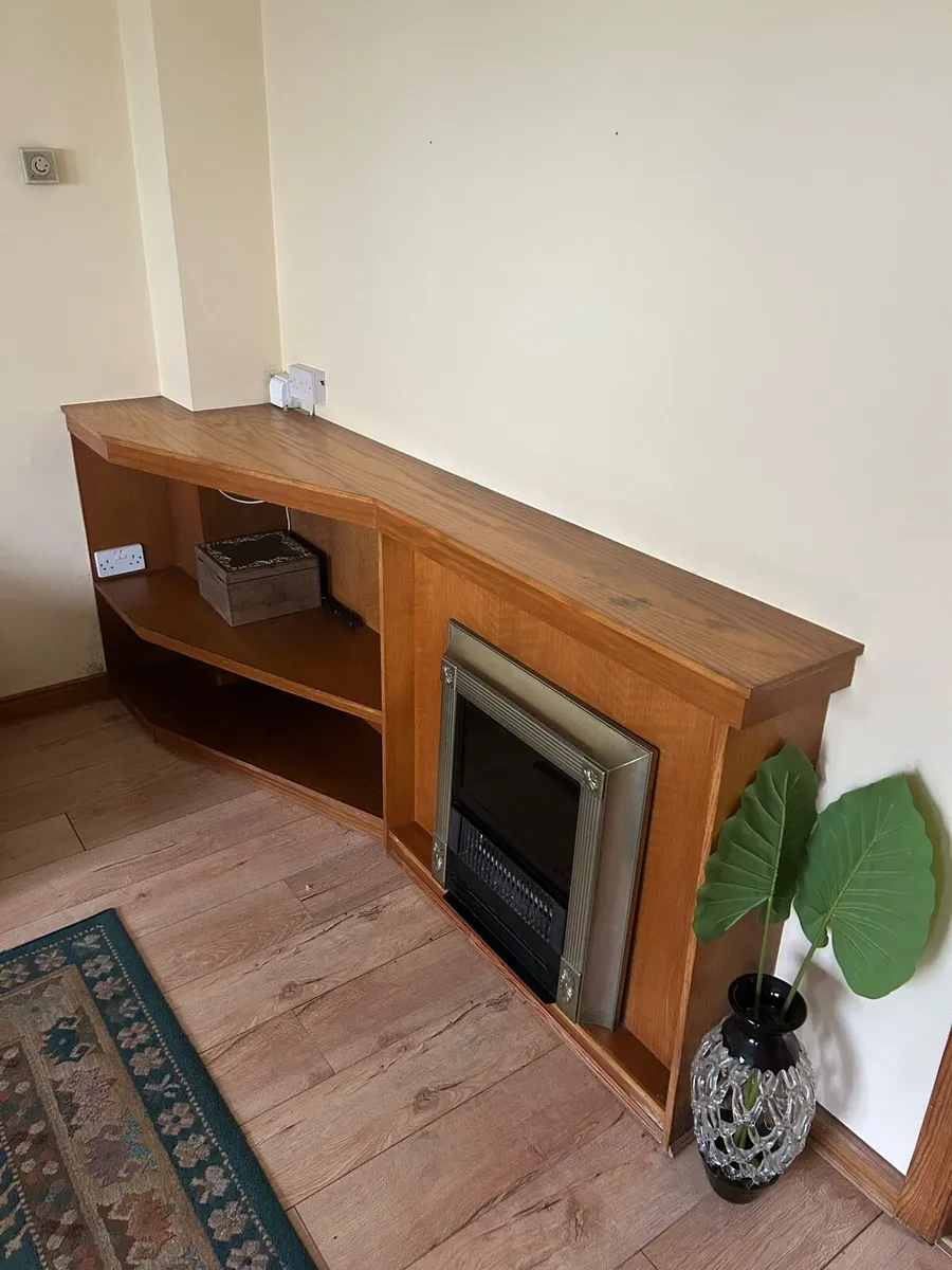 Sitting Room Unit - Image 1