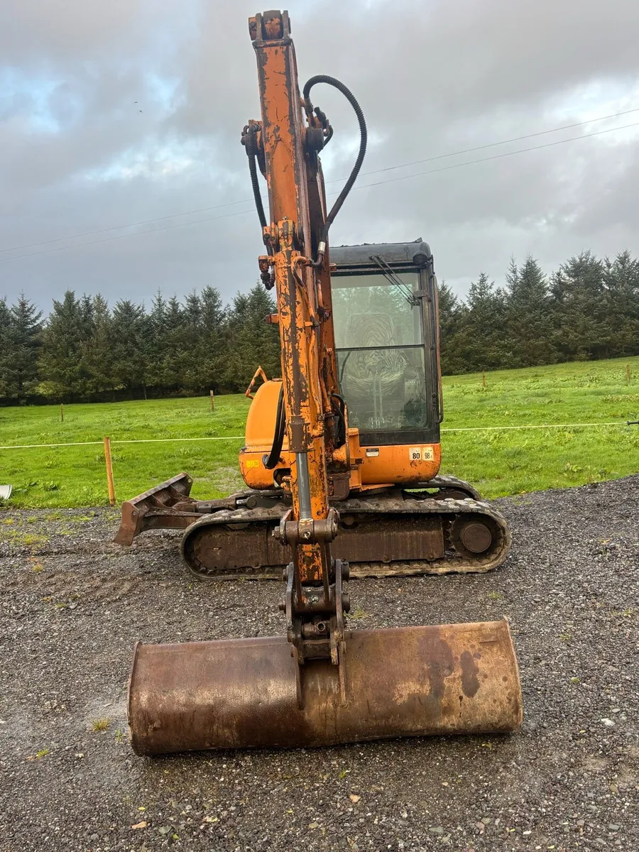 2002 5t Case - Image 2