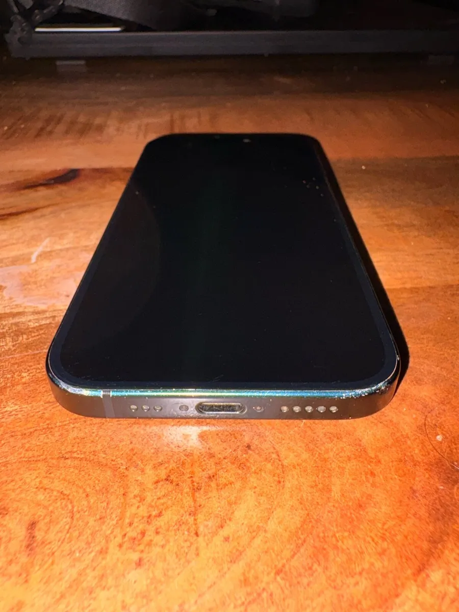 iPhone 15 128GB Black - Image 3