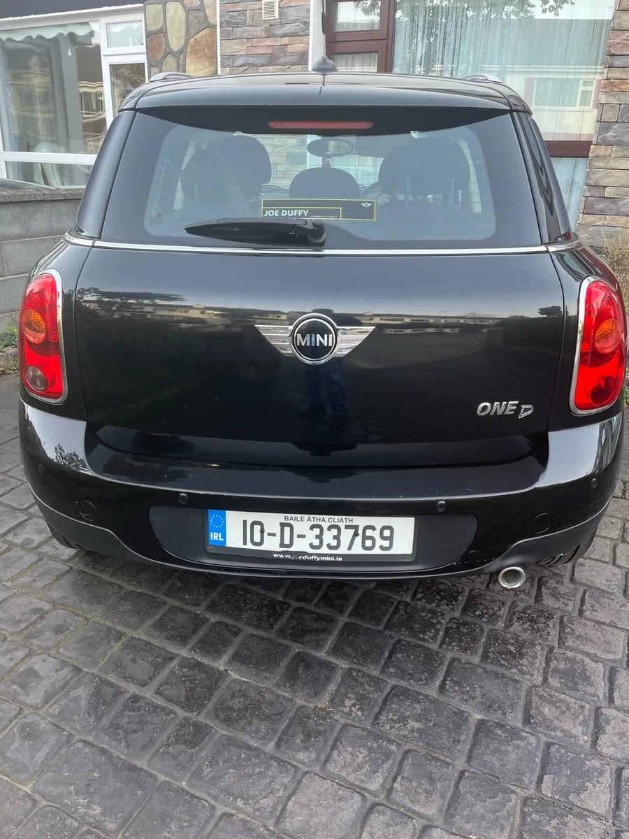 138.KILOMETERS MINI COUNTRY MAN1.6 DIESEL. NCT/Tax - Image 4