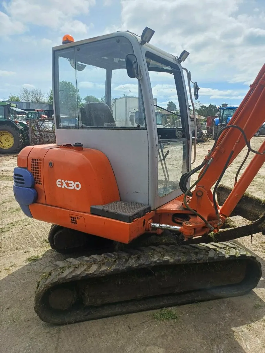 HITACHI EX30 - Image 3