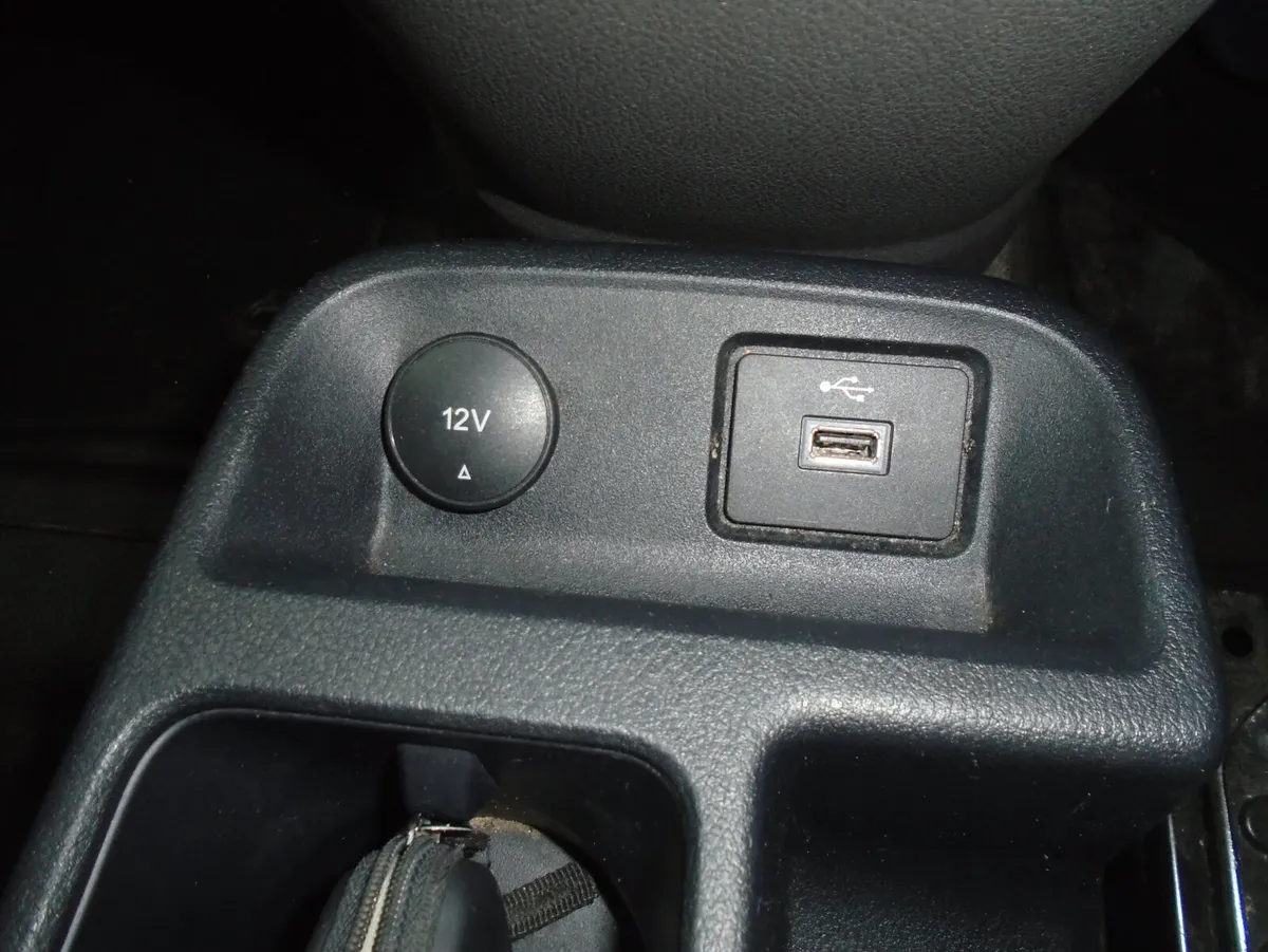 Ford Transit Connect  One Owner Total Price 17650 - Image 4