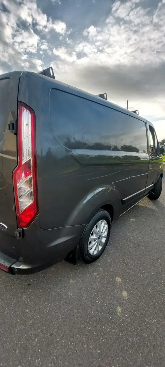 Ford Transit Custom - Image 1
