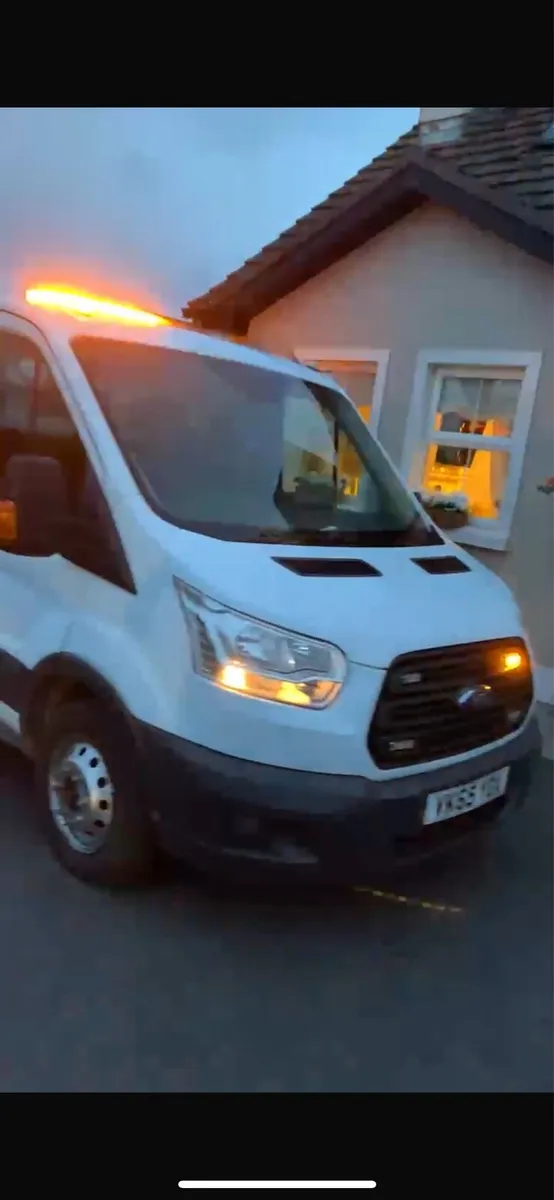Ford Transit crew cab tipper - Image 1